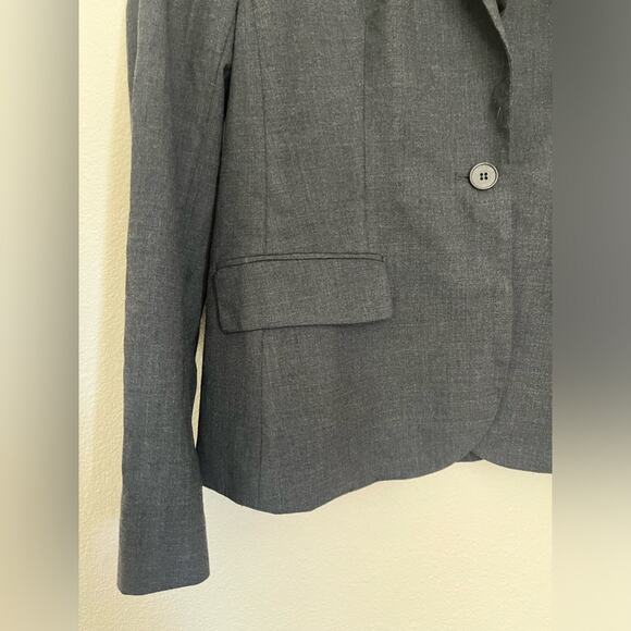 Theory Gray Wool Fully Lined One Button Blazer Minimalist Career
Size 10 - Picture 3 of 12